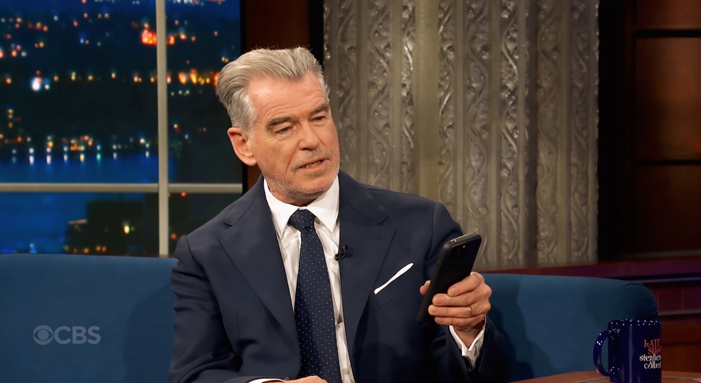 Pierce Brosnan phone